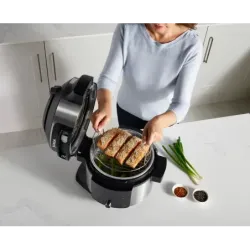 Мультиварка-скороварка-мультипіч Ninja Foodi SmartLid Multi Cooker OL550EU, пакування пошкоджене, товар цілий.